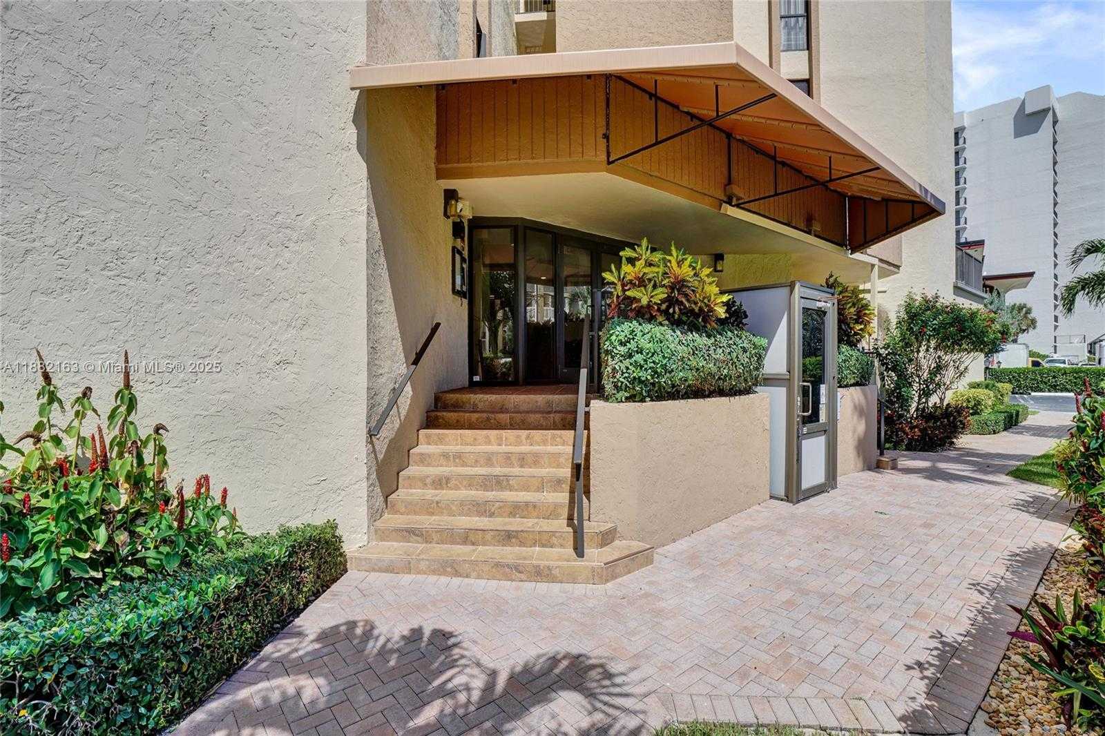Small Image of 501 NORTH RIVERSIDE DR #PH2, Pompano Beach Number 66