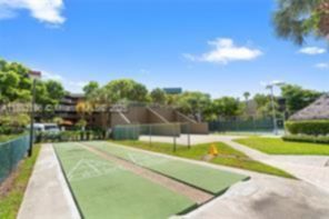 Small Image of 1100 COLONY POINT CIR #518, Pembroke Pines Number 24