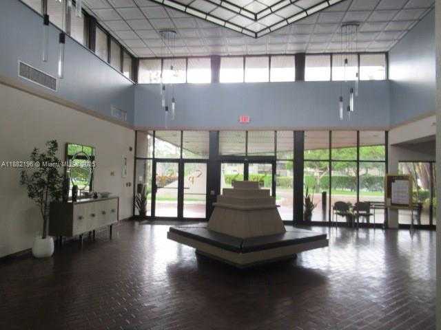 Small Image of 1100 COLONY POINT CIR #518, Pembroke Pines Number 37