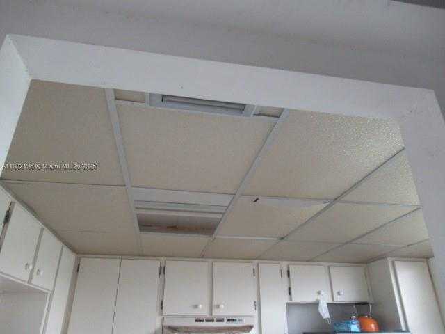 Small Image of 1100 COLONY POINT CIR #518, Pembroke Pines Number 75