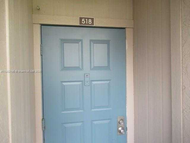 Small Image of 1100 COLONY POINT CIR #518, Pembroke Pines Number 82
