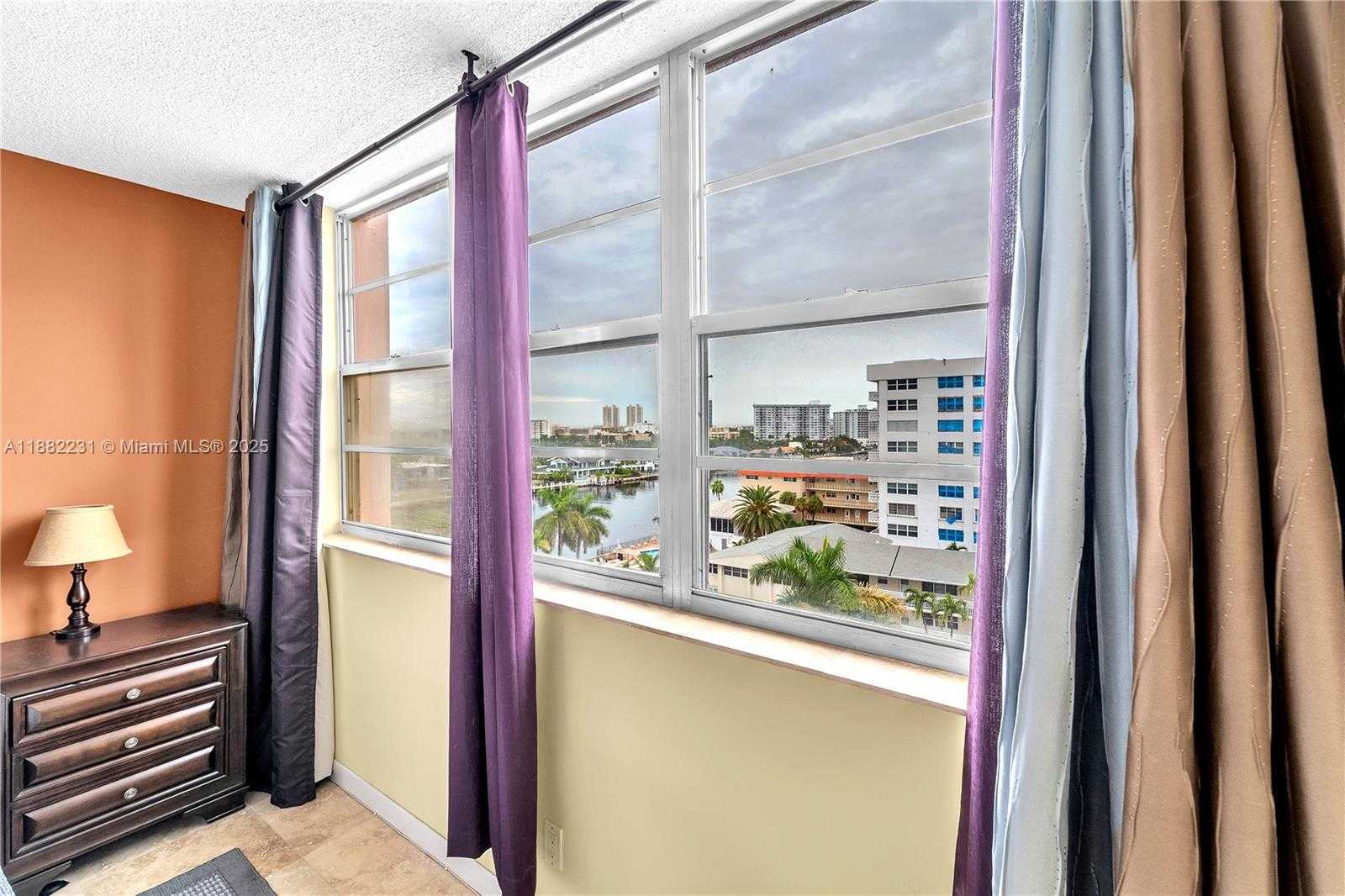 Small Image of 3161 SOUTH OCEAN DR #802, Hallandale Beach Number 16