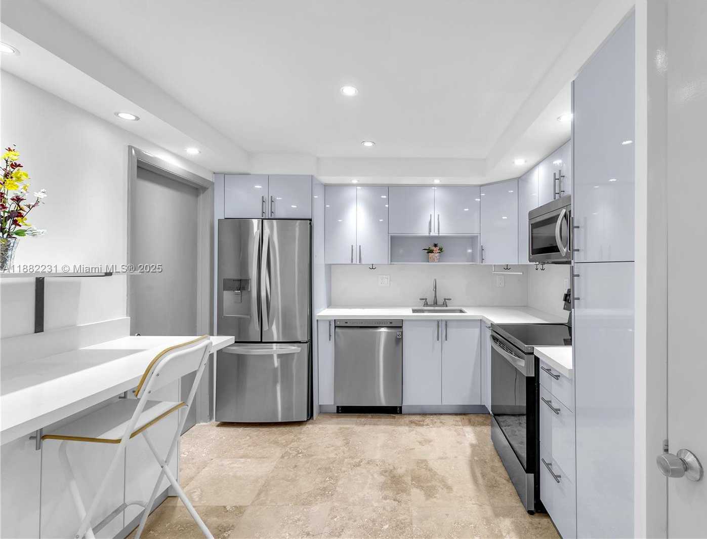 Small Image of 3161 SOUTH OCEAN DR #802, Hallandale Beach Number 22