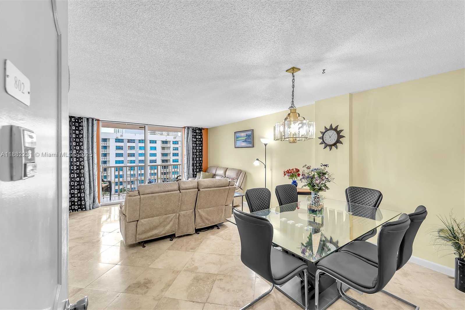 Small Image of 3161 SOUTH OCEAN DR #802, Hallandale Beach Number 4