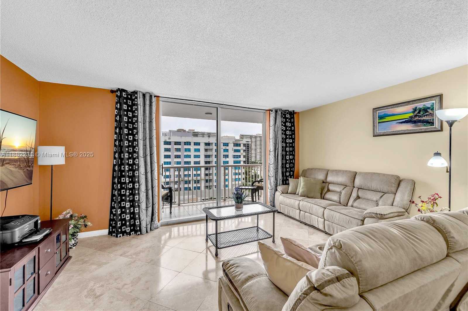 Small Image of 3161 SOUTH OCEAN DR #802, Hallandale Beach Number 7