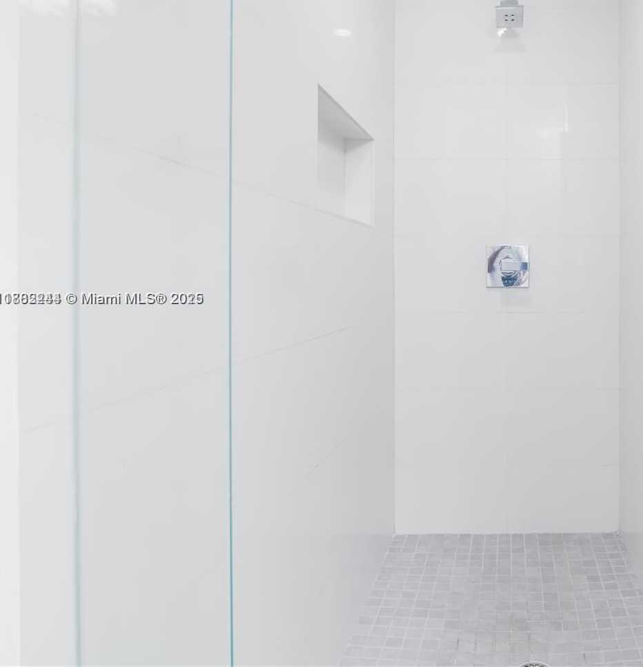 Small Image of 532 SOUTH EAST 1ST CIR, Pompano Beach Number 23