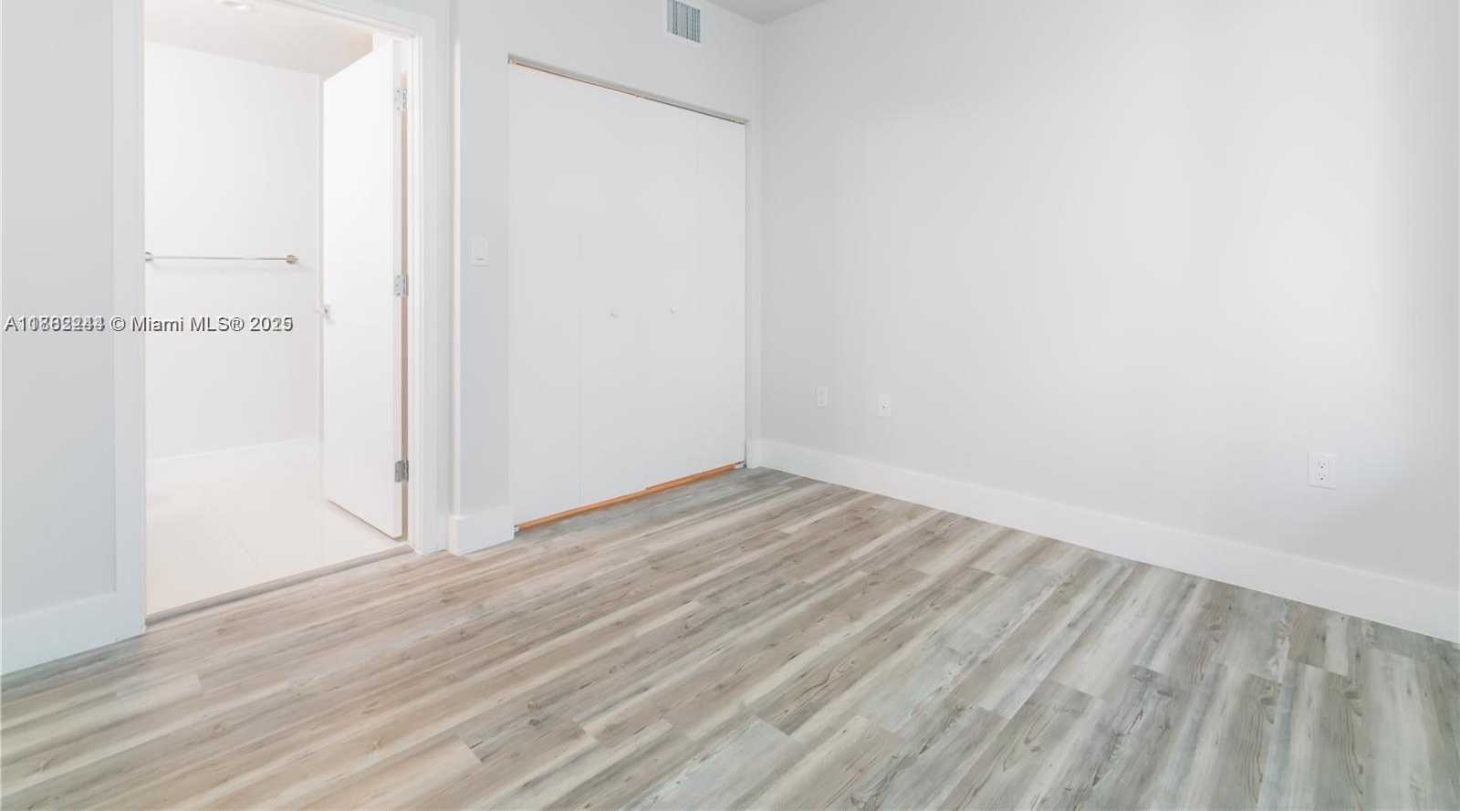 Small Image of 532 SOUTH EAST 1ST CIR, Pompano Beach Number 26