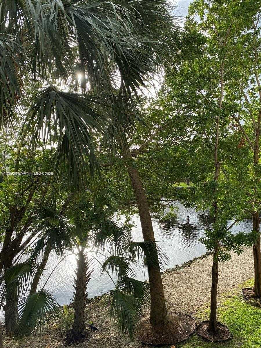 Small Image of 532 SOUTH EAST 1ST CIR, Pompano Beach Number 35