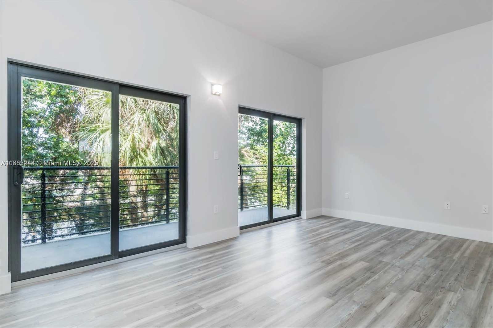 Small Image of 532 SOUTH EAST 1ST CIR, Pompano Beach Number 36