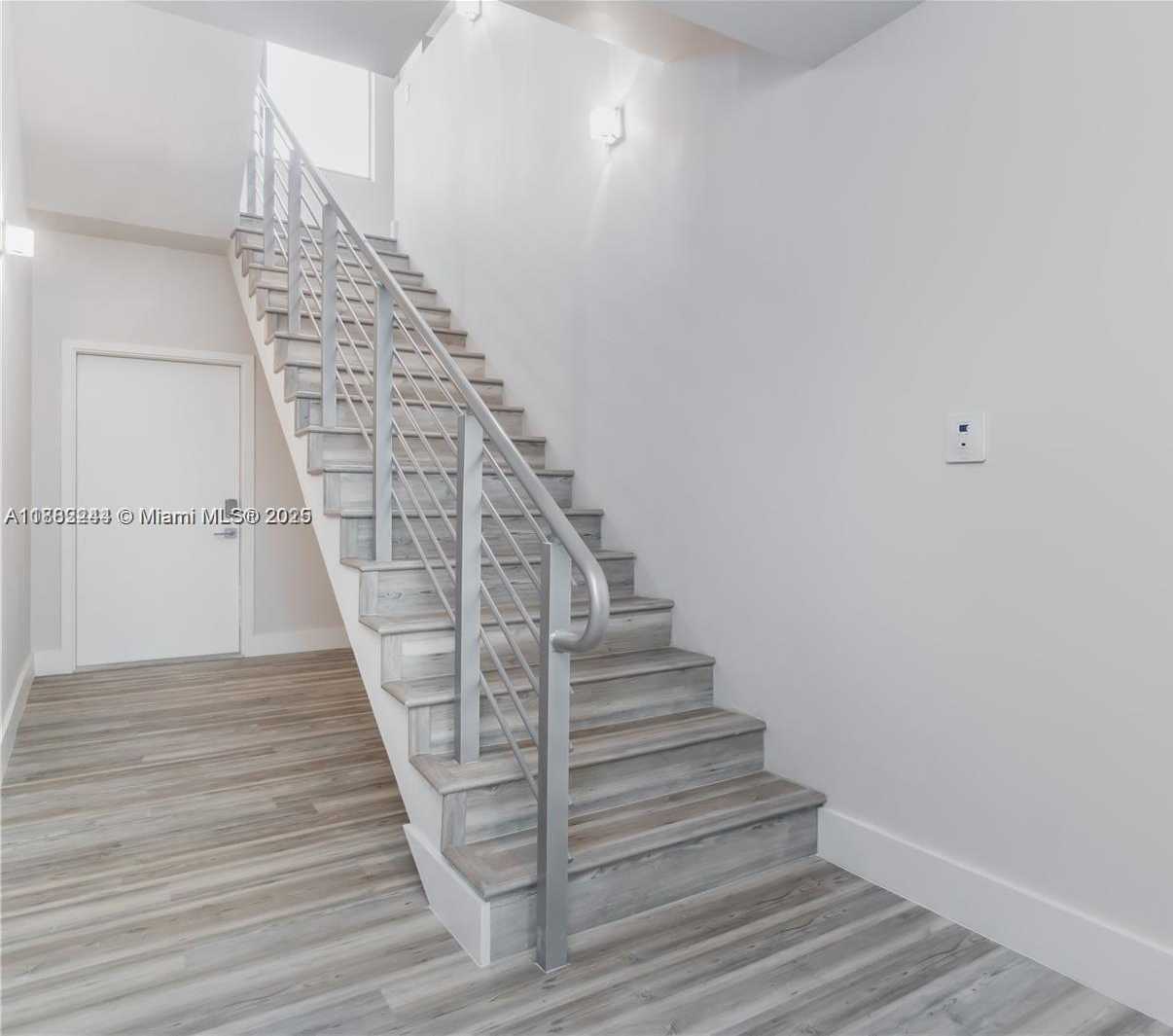 Small Image of 532 SOUTH EAST 1ST CIR, Pompano Beach Number 37