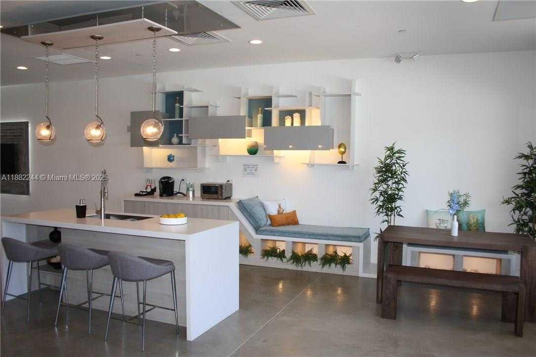 Small Image of 532 SOUTH EAST 1ST CIR, Pompano Beach Number 43