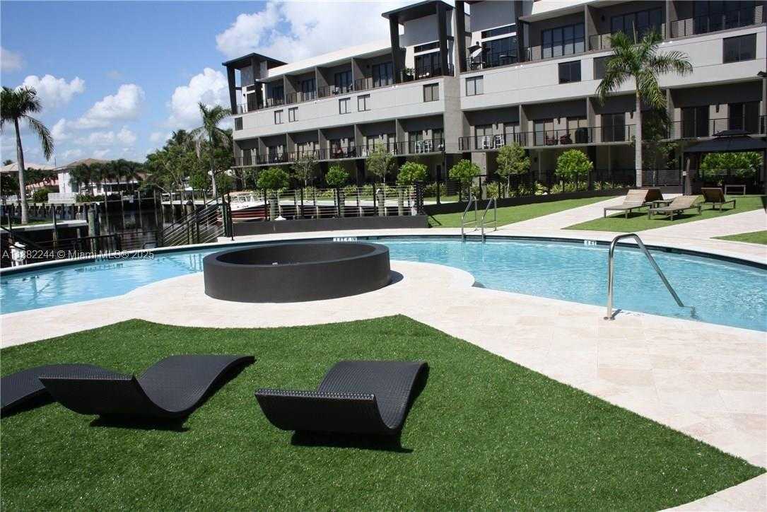 Small Image of 532 SOUTH EAST 1ST CIR, Pompano Beach Number 46