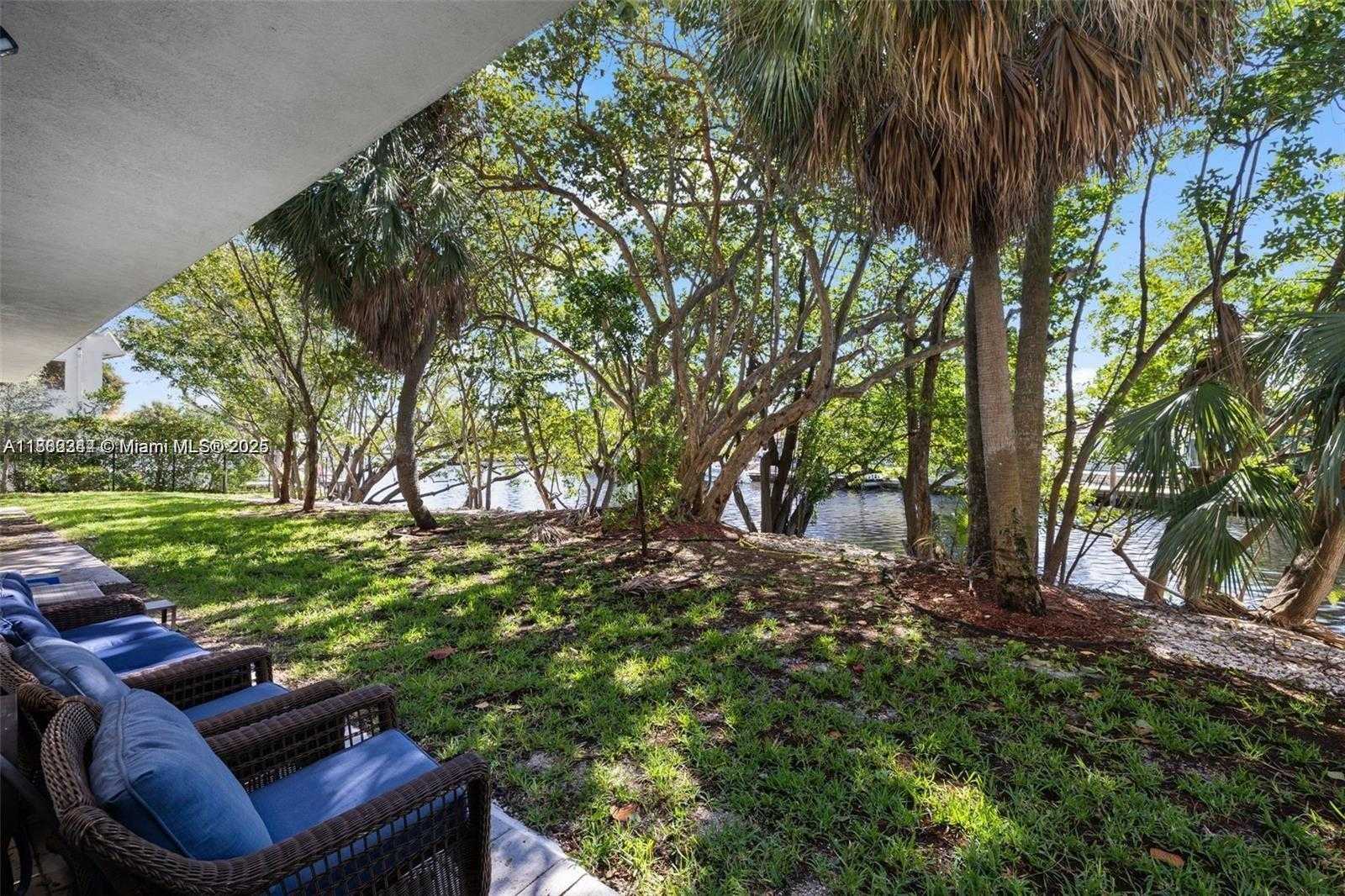 Small Image of 532 SOUTH EAST 1ST CIR, Pompano Beach Number 52