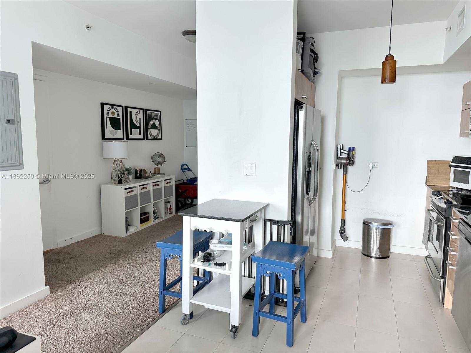 Small Image of 350 SOUTH MIAMI AVE #2215, Miami Number 12