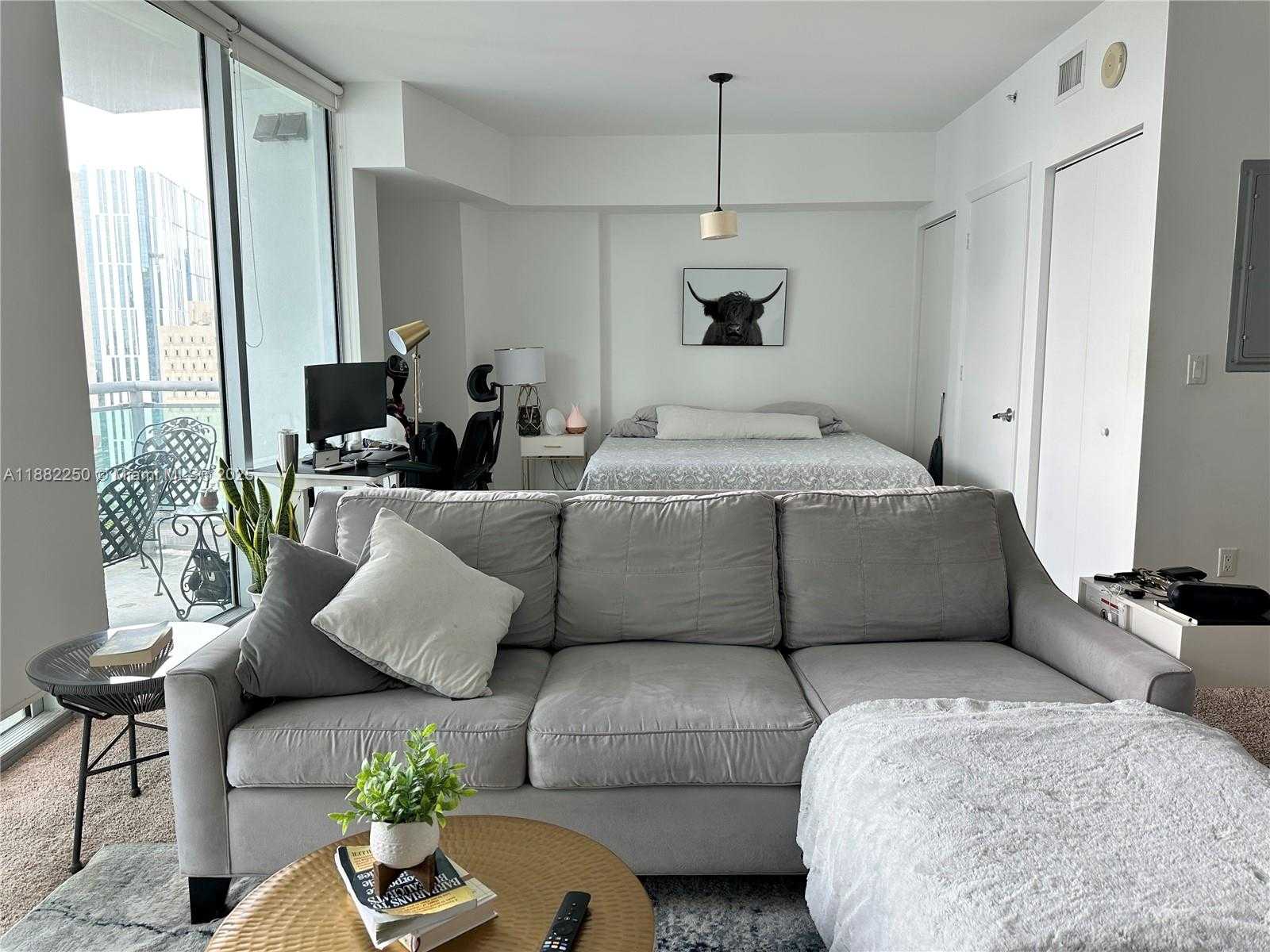 Small Image of 350 SOUTH MIAMI AVE #2215, Miami Number 15