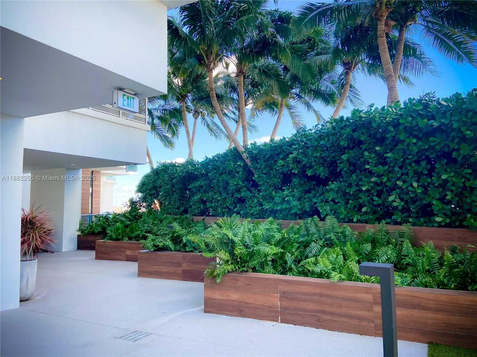 Small Image of 350 SOUTH MIAMI AVE #2215, Miami Number 29
