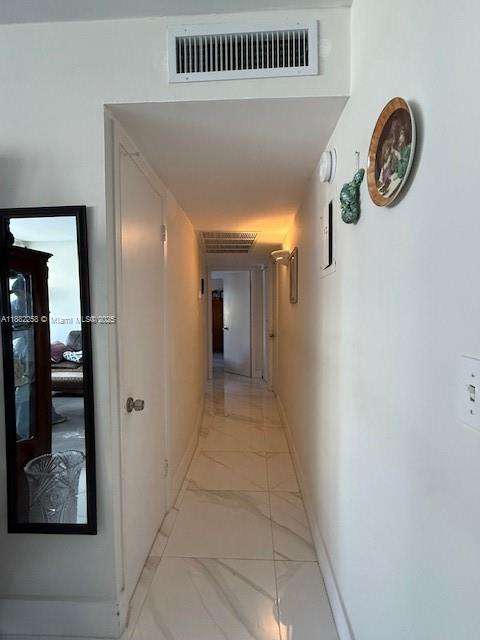 Small Image of 401 GOLDEN ISLES DR #415, Hallandale Beach Number 12
