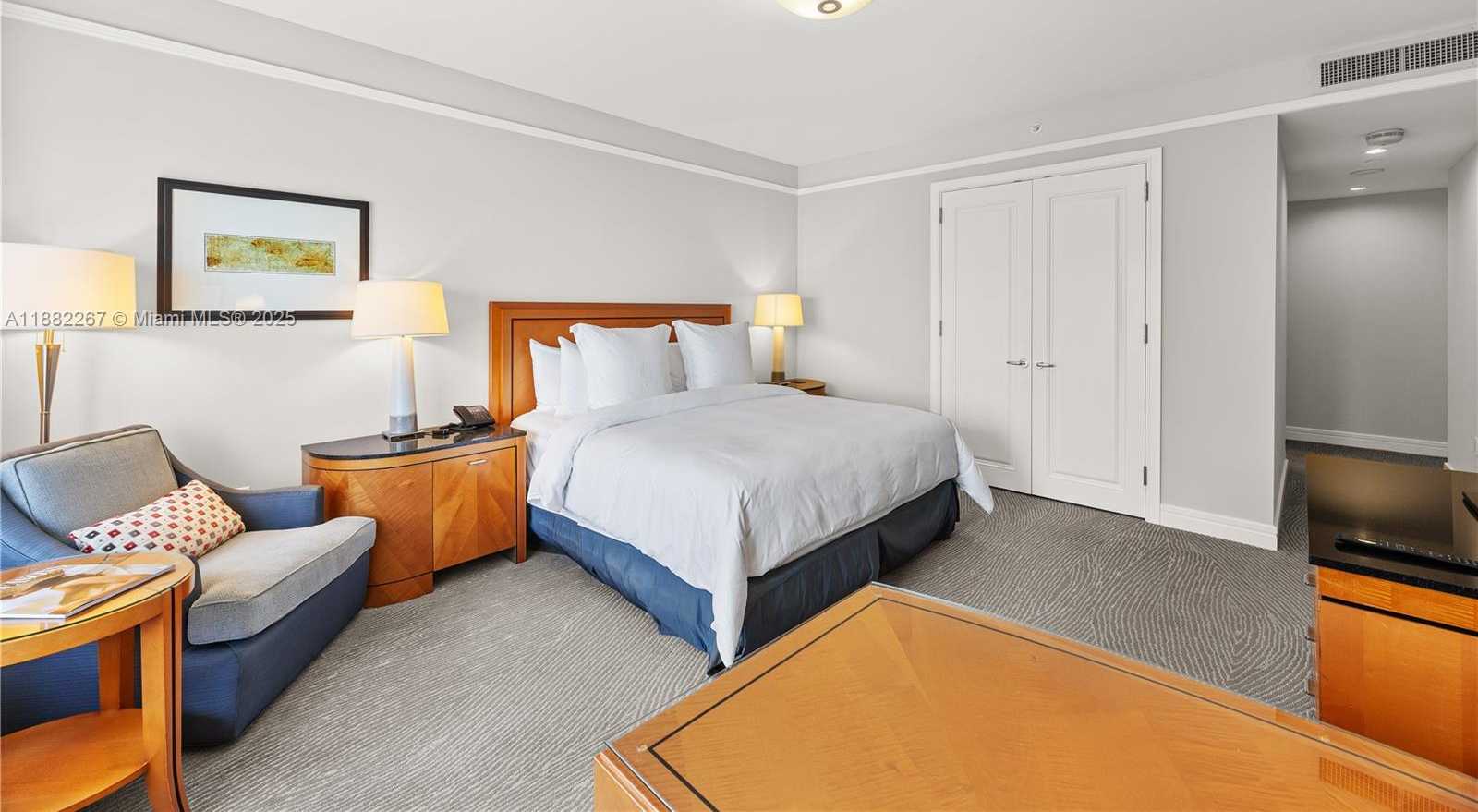 Small Image of 1435 BRICKELL AVE #3203, Miami Number 10