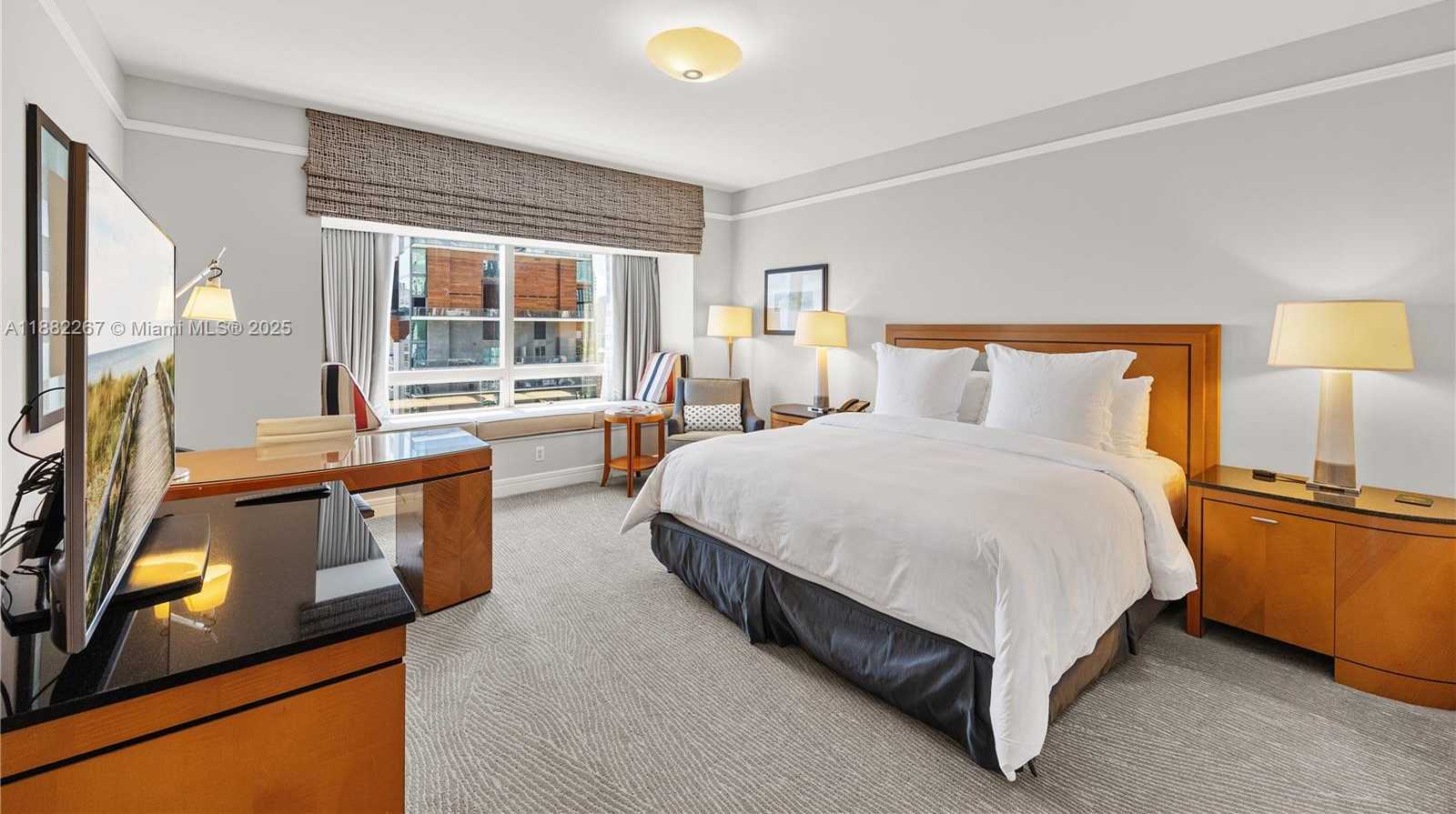 Small Image of 1435 BRICKELL AVE #3203, Miami Number 14