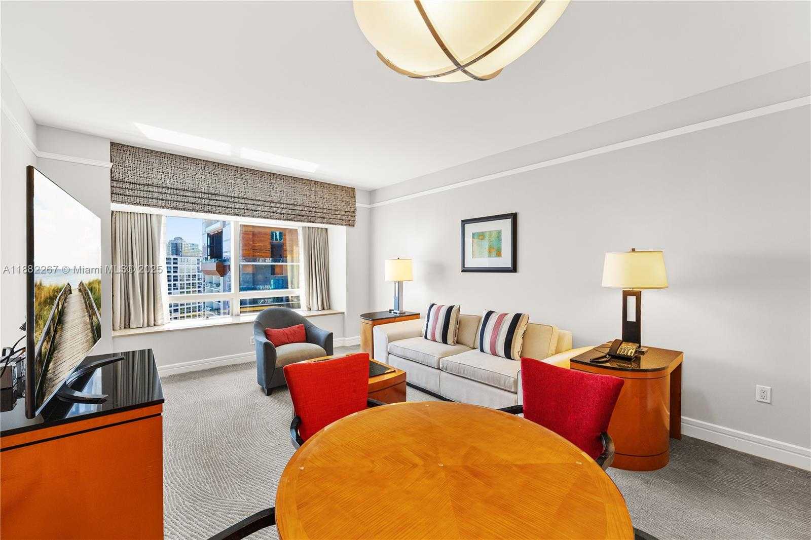 Small Image of 1435 BRICKELL AVE #3203, Miami Number 8