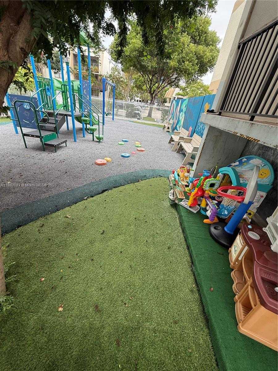 Small Image of 20381 NORTH EAST 30TH AVE #118-7, Aventura Number 25