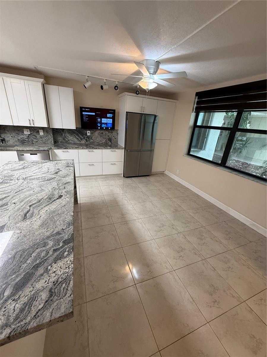 Small Image of 20381 NORTH EAST 30TH AVE #118-7, Aventura Number 4