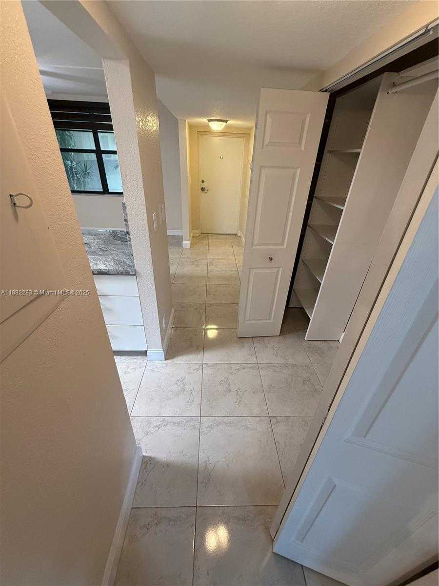 Small Image of 20381 NORTH EAST 30TH AVE #118-7, Aventura Number 7