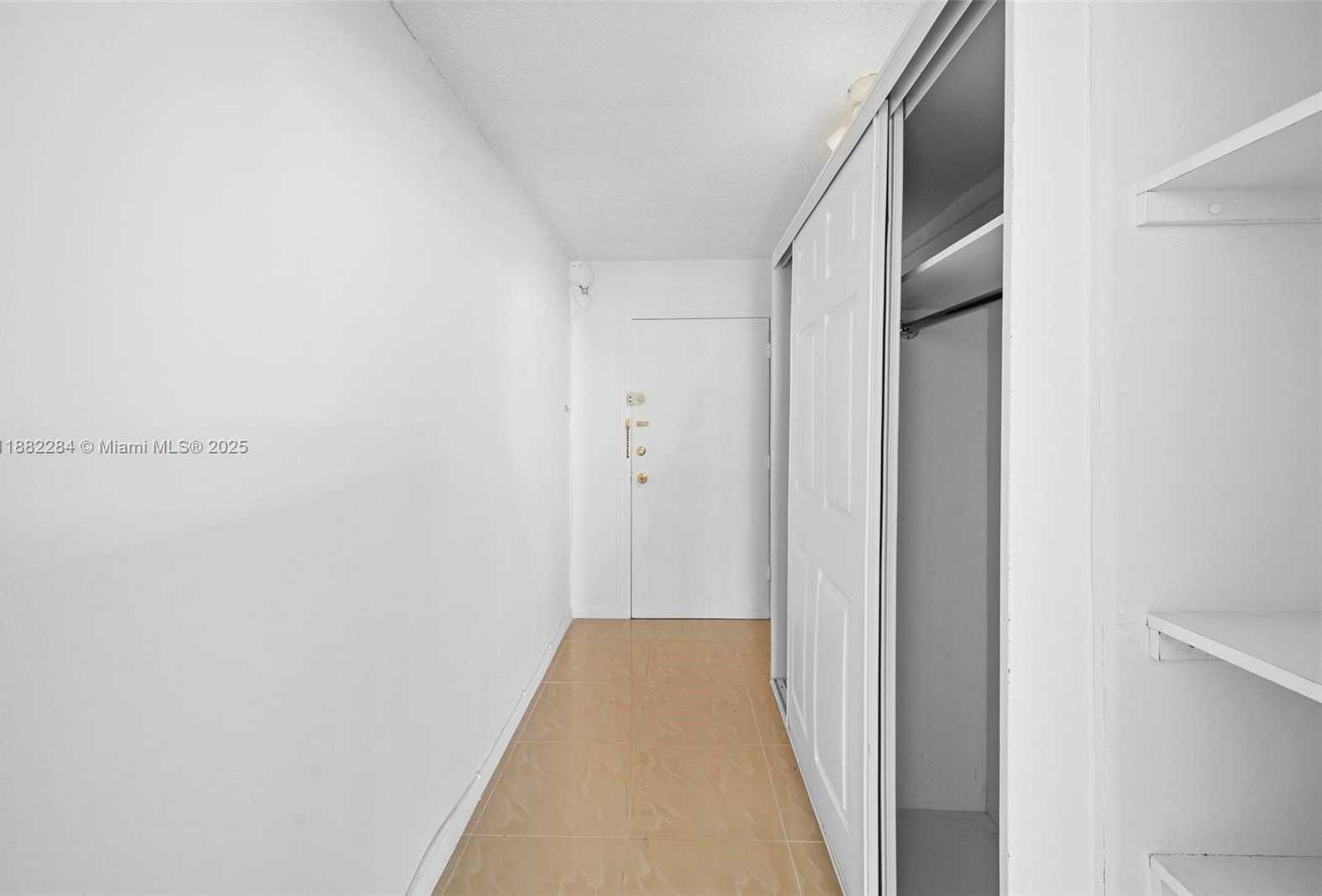 Small Image of 18061 BISCAYNE BLVD #1701, Aventura Number 24