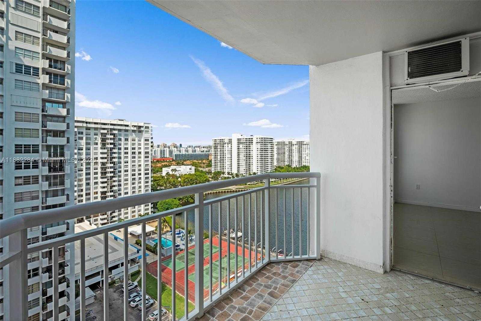 Small Image of 18061 BISCAYNE BLVD #1701, Aventura Number 28