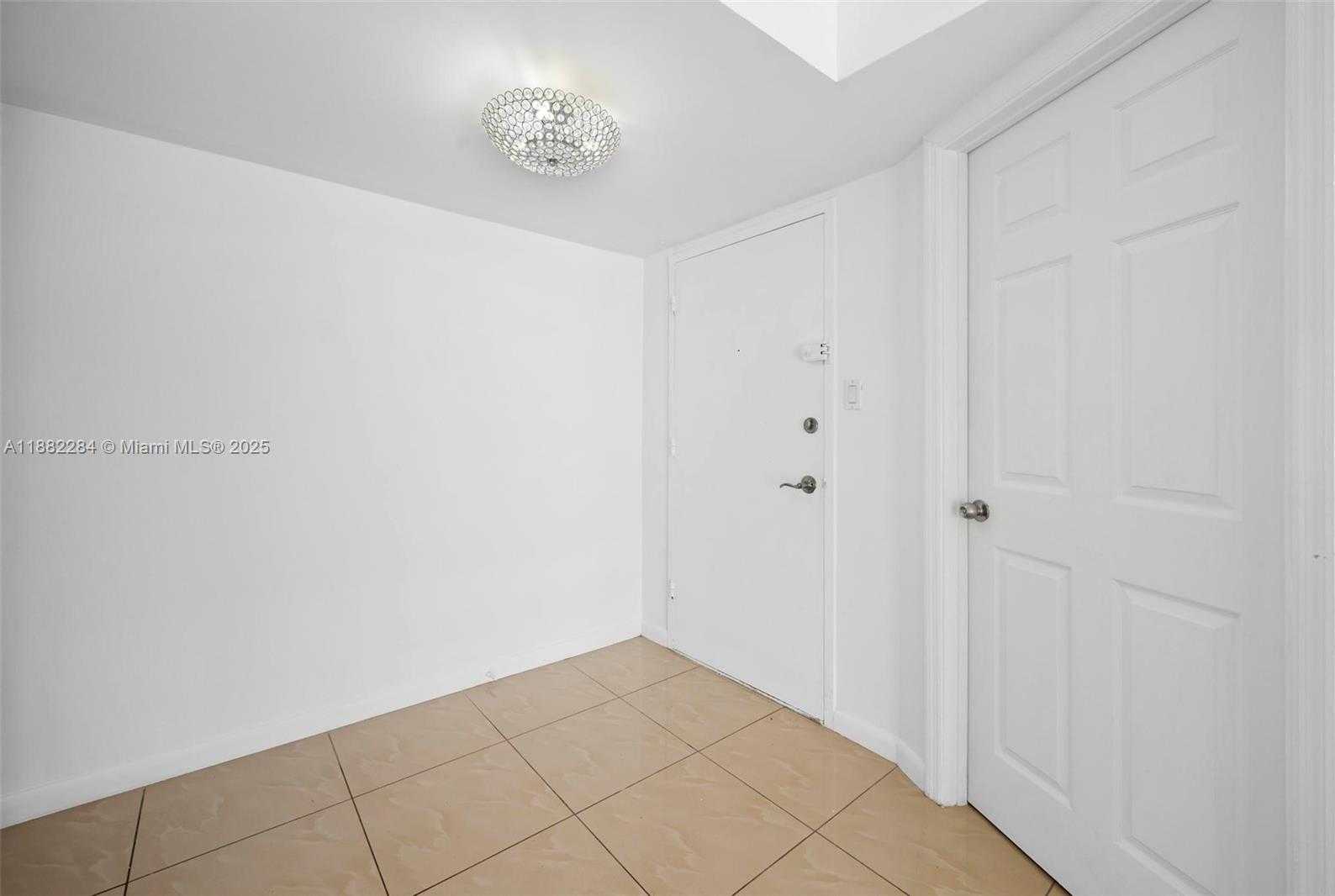 Small Image of 18061 BISCAYNE BLVD #1701, Aventura Number 8