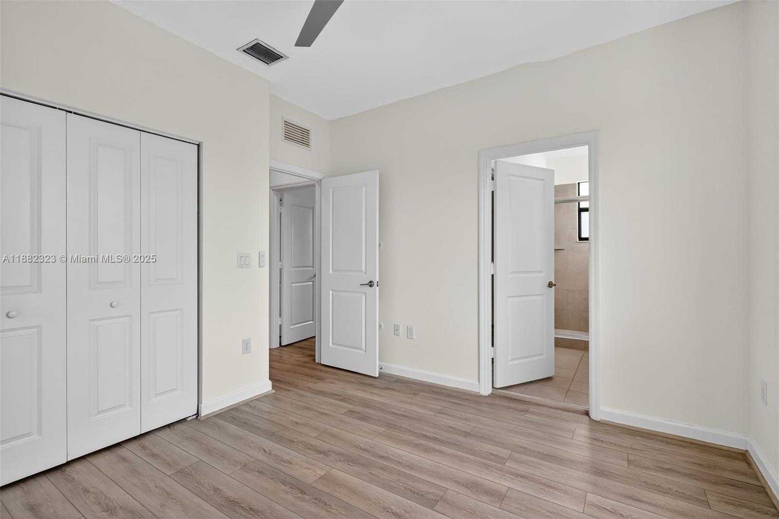 Small Image of 21372 NORTH EAST 2ND CT, Miami Number 22