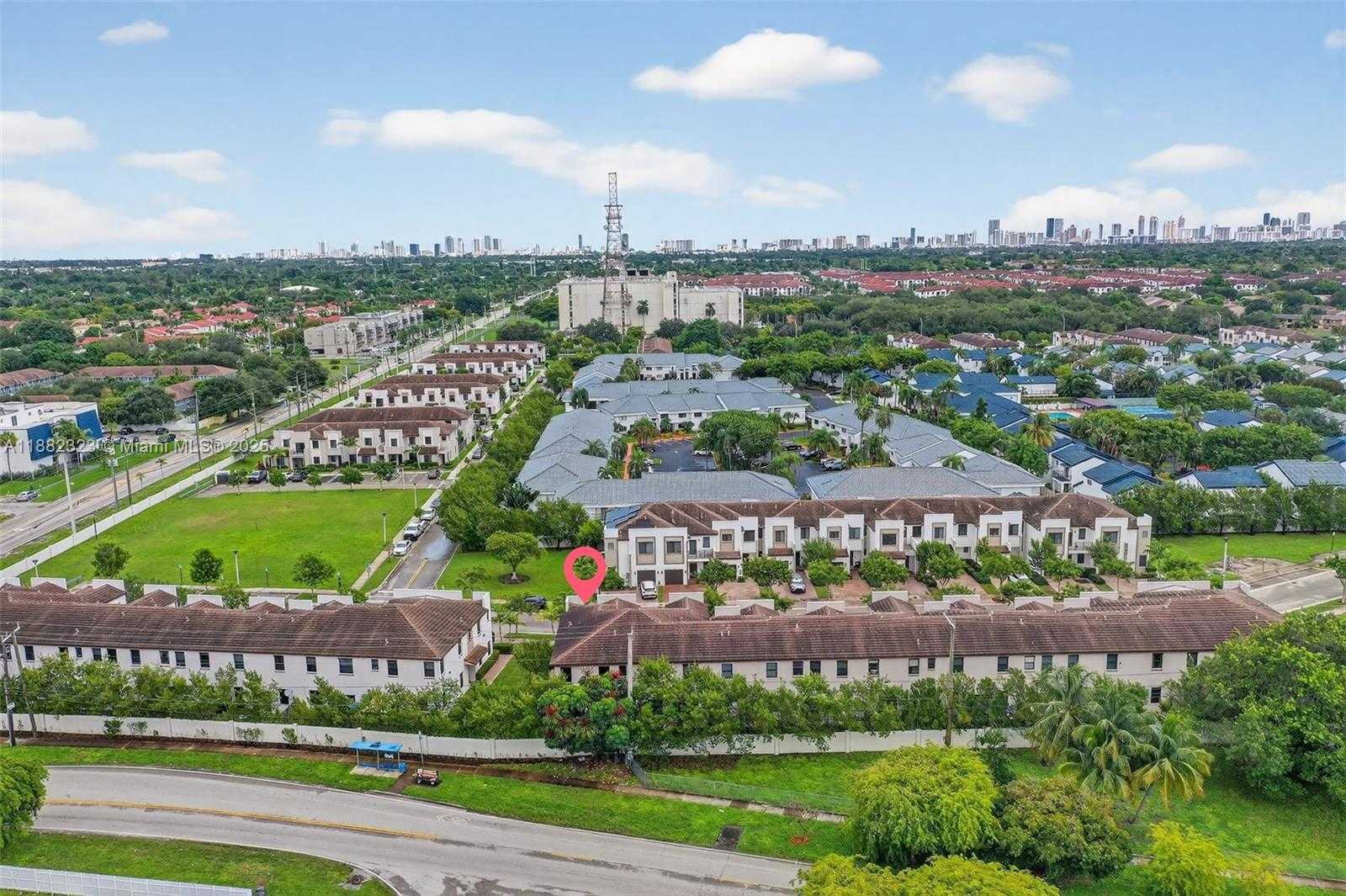 Small Image of 21372 NORTH EAST 2ND CT, Miami Number 51