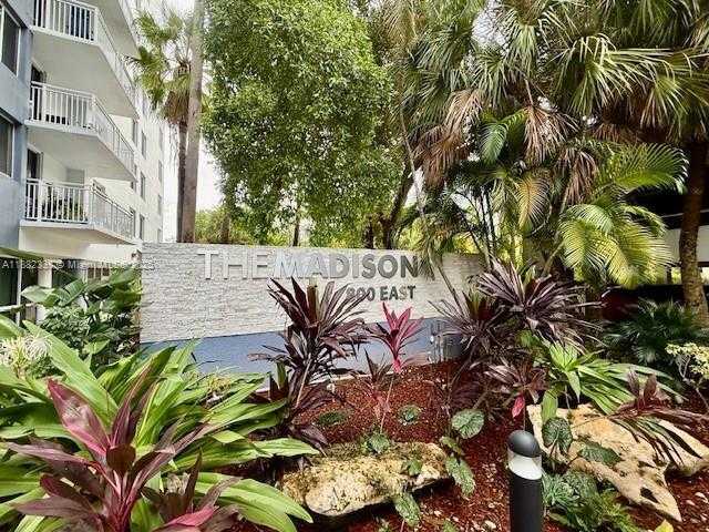 Small Image of 800 NORTH MIAMI AVE #E-1201, Miami Number 21