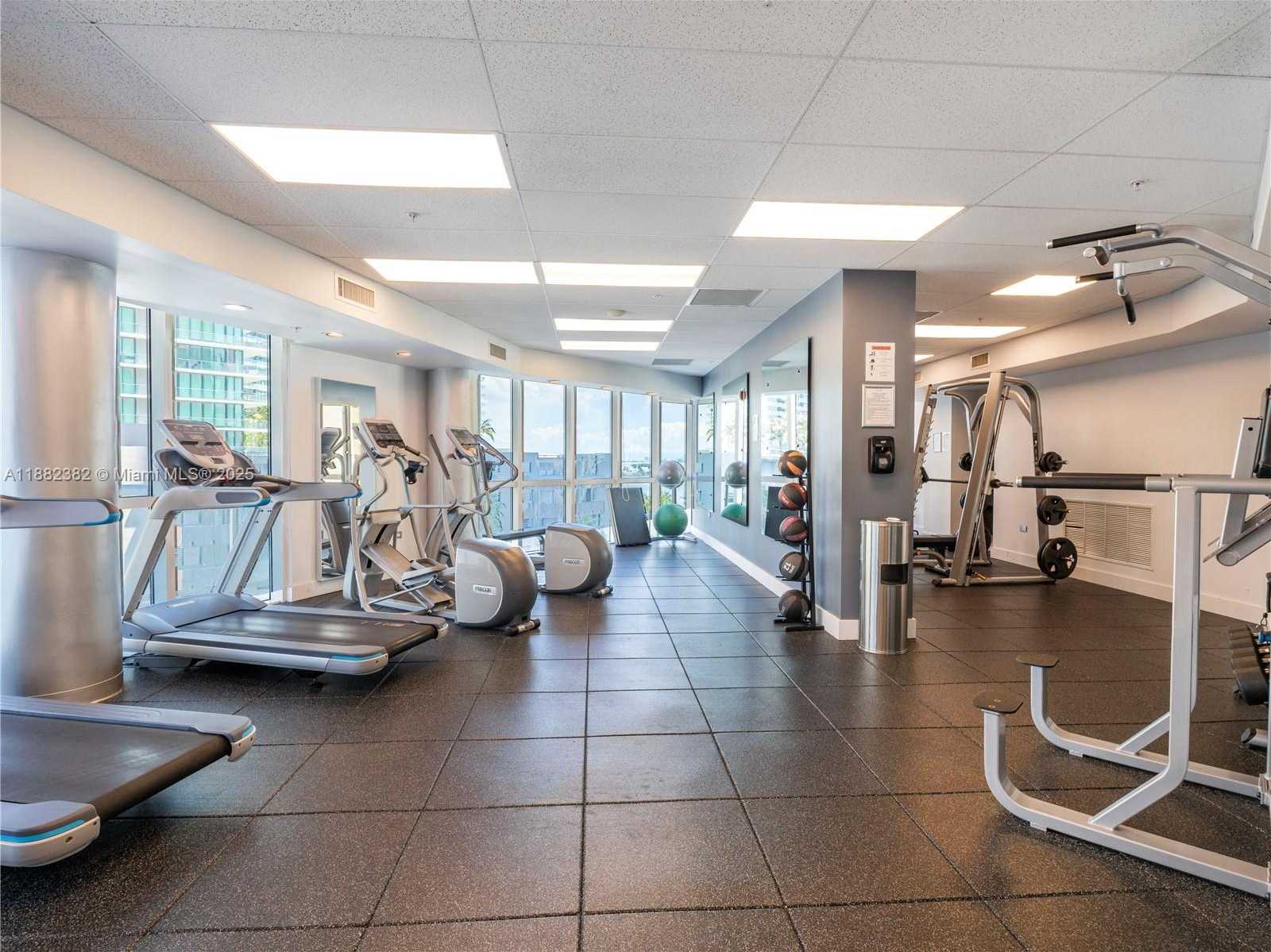 Small Image of 480 NORTH EAST 30TH ST #1103, Miami Number 19