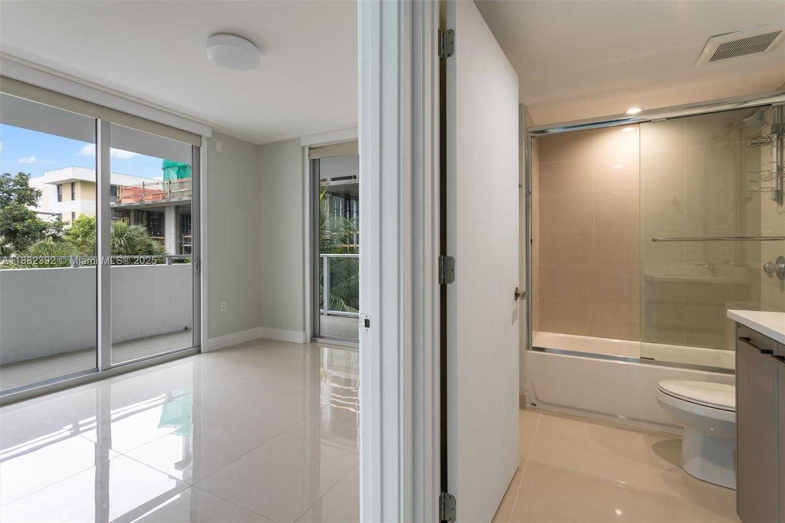 Small Image of 1150 101ST #203, Bay Harbor Islands Number 10