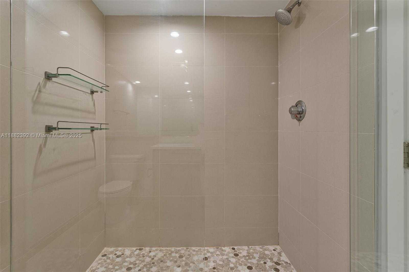 Small Image of 1150 101ST #203, Bay Harbor Islands Number 17