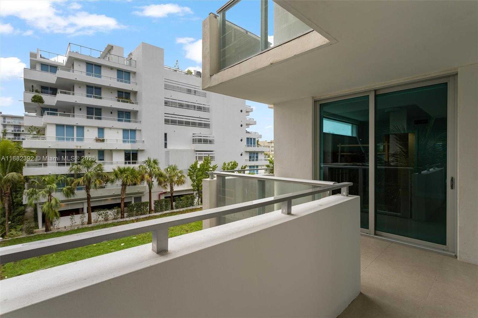 Small Image of 1150 101ST #203, Bay Harbor Islands Number 19