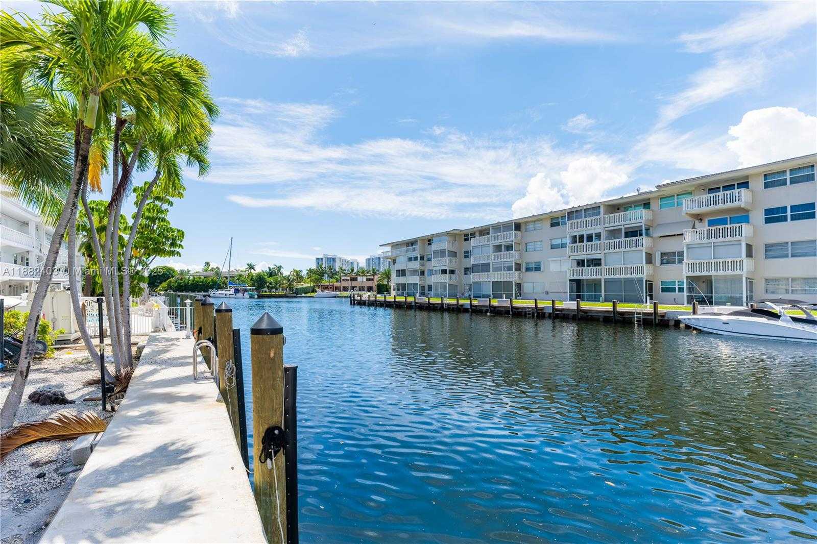 Small Image of 427 GOLDEN ISLES DR #16F, Hallandale Beach Number 20
