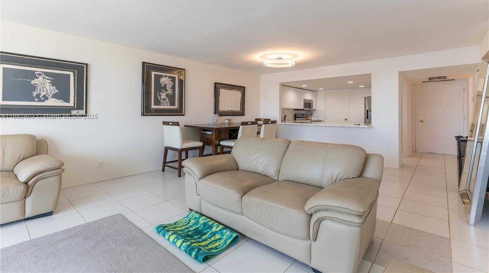Small Image of 427 GOLDEN ISLES DR #16F, Hallandale Beach Number 4