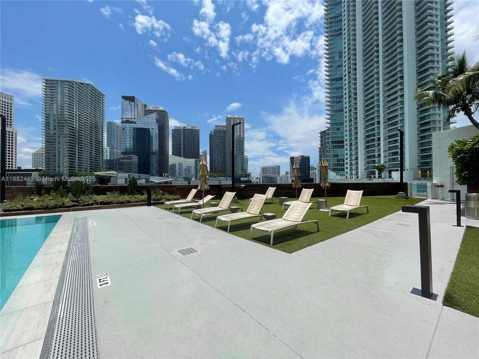 Small Image of Miami Number 16