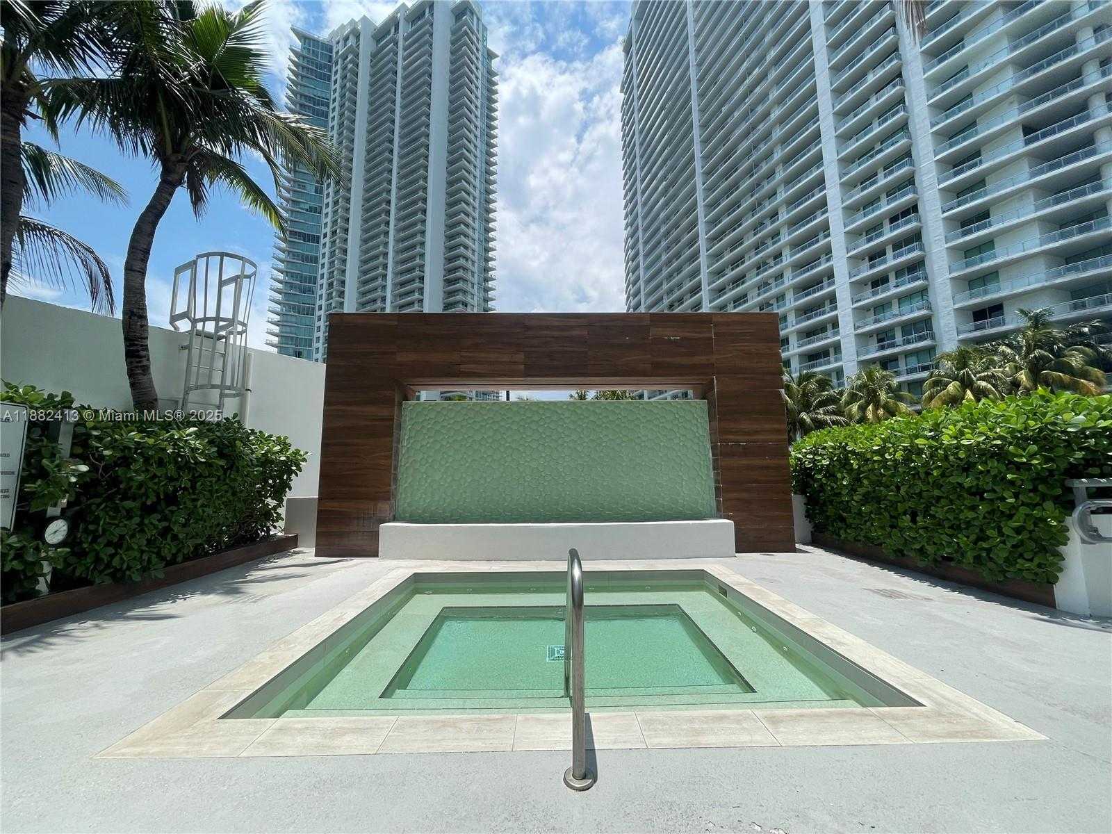 Small Image of Miami Number 18