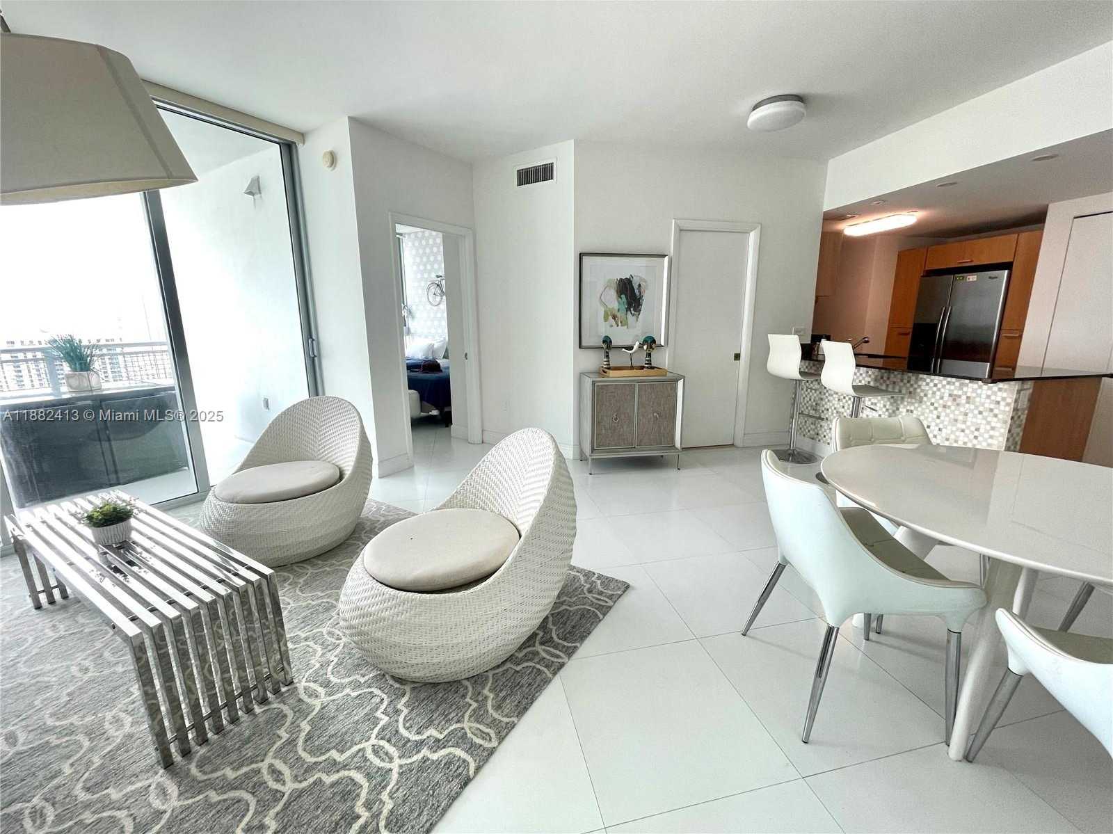 Small Image of Miami Number 2
