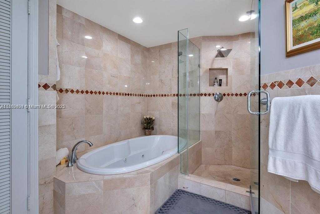 Small Image of 1460 SOUTH OCEAN BLVD #1101, Lauderdale By The Sea Number 11