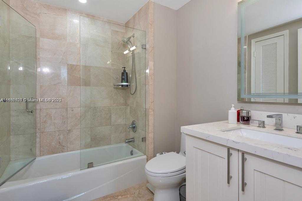 Small Image of 1460 SOUTH OCEAN BLVD #1101, Lauderdale By The Sea Number 31
