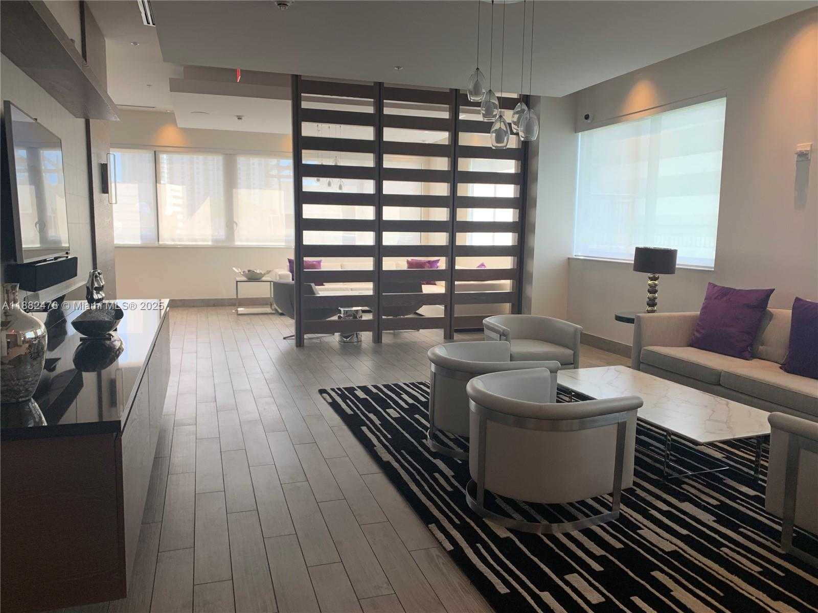 Small Image of 999 SOUTH WEST 1ST AVE #1703, Miami Number 15