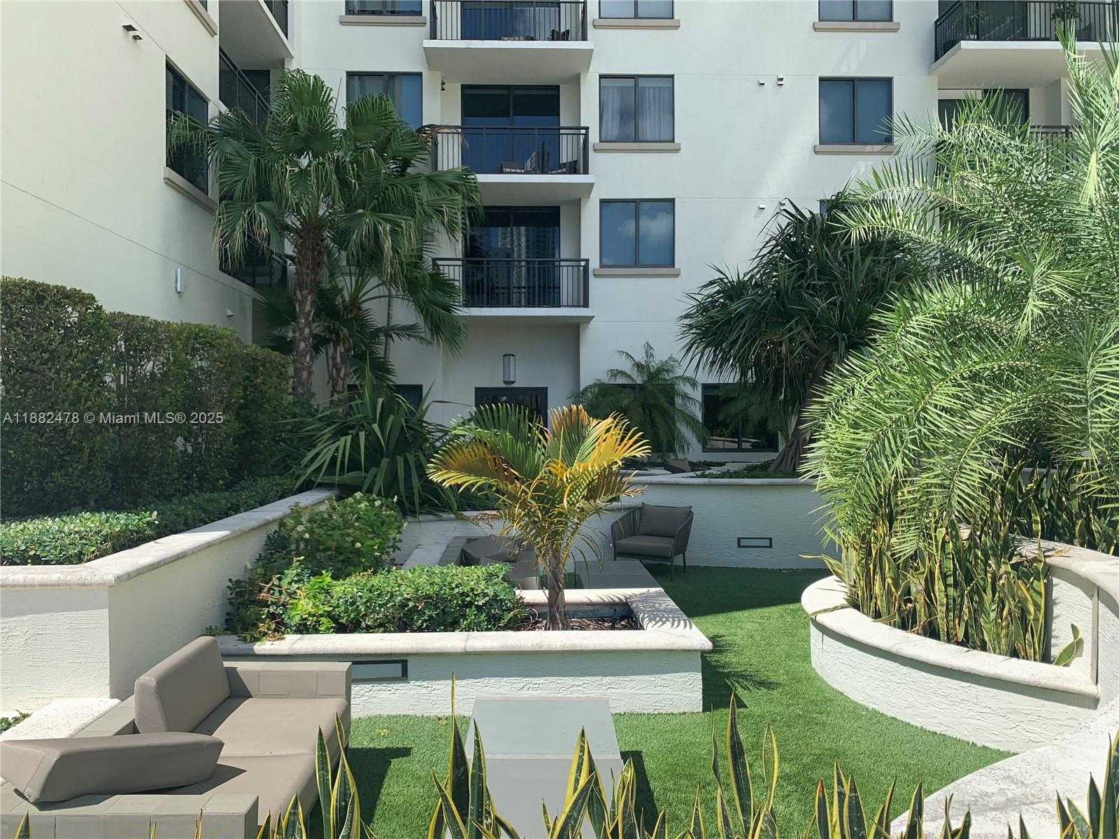 Small Image of 999 SOUTH WEST 1ST AVE #1703, Miami Number 17