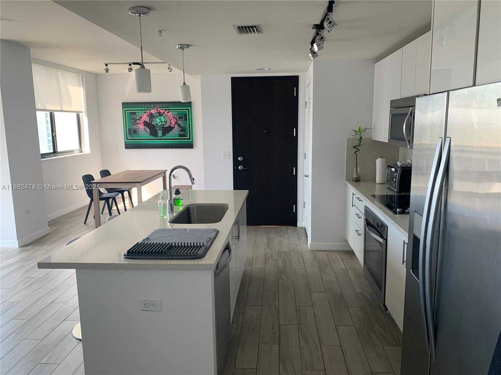 Small Image of 999 SOUTH WEST 1ST AVE #1703, Miami Number 2