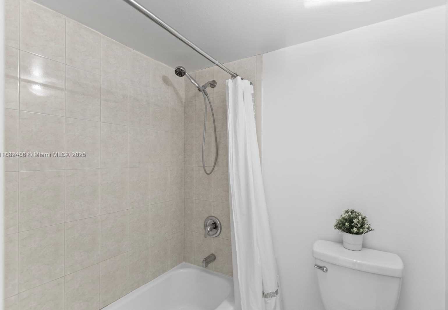 Small Image of 3800 SOUTH OCEAN DR #1815, Hollywood Number 26