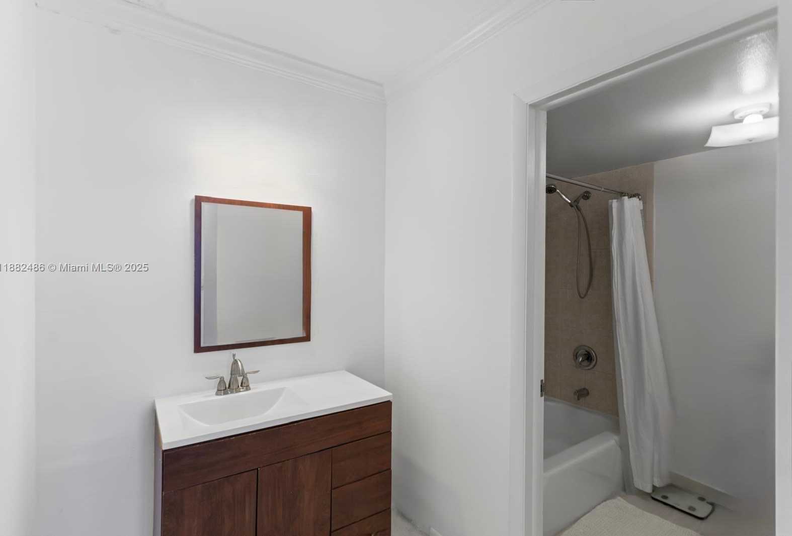 Small Image of 3800 SOUTH OCEAN DR #1815, Hollywood Number 28