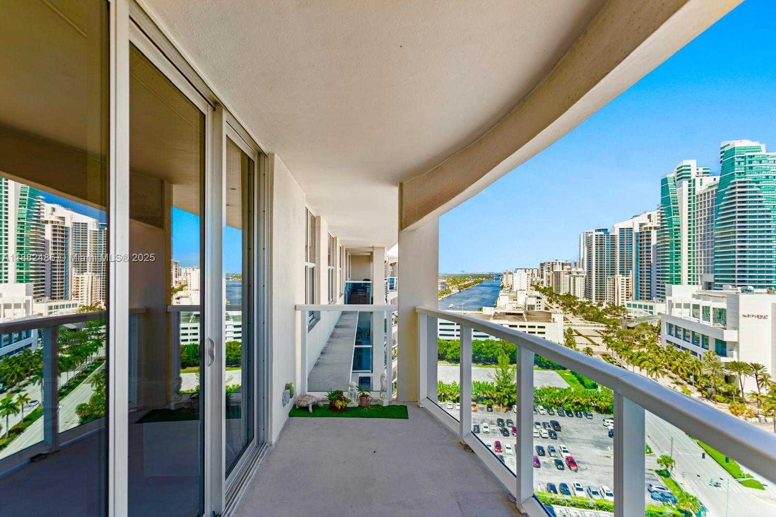Small Image of 3800 SOUTH OCEAN DR #1815, Hollywood Number 34